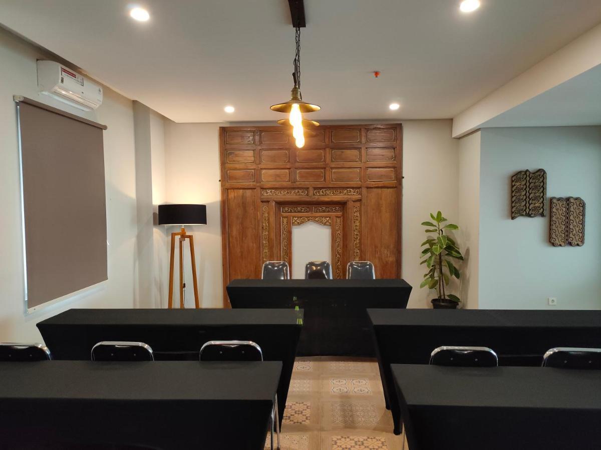 Arrayan Hotel Malioboro Jogjakarta Buitenkant foto