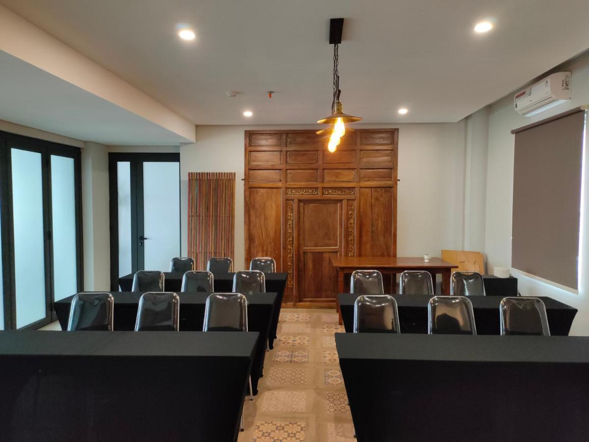 Arrayan Hotel Malioboro Jogjakarta Buitenkant foto