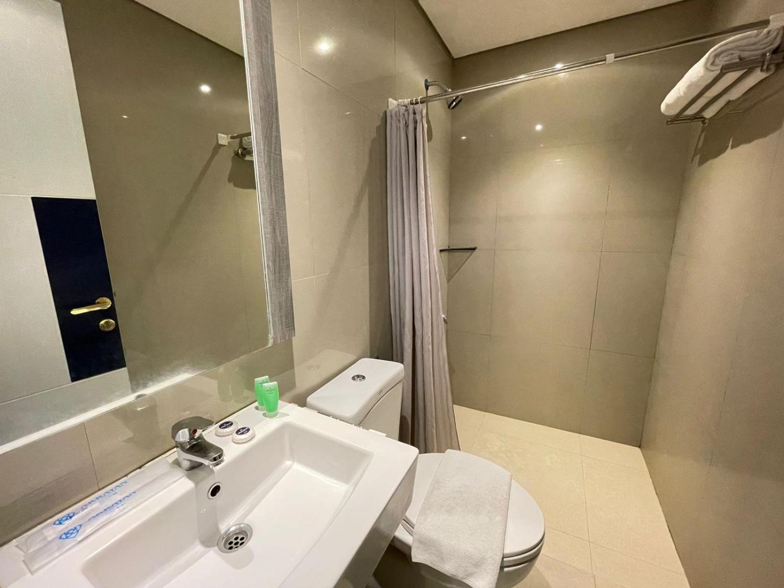 Arrayan Hotel Malioboro Jogjakarta Buitenkant foto